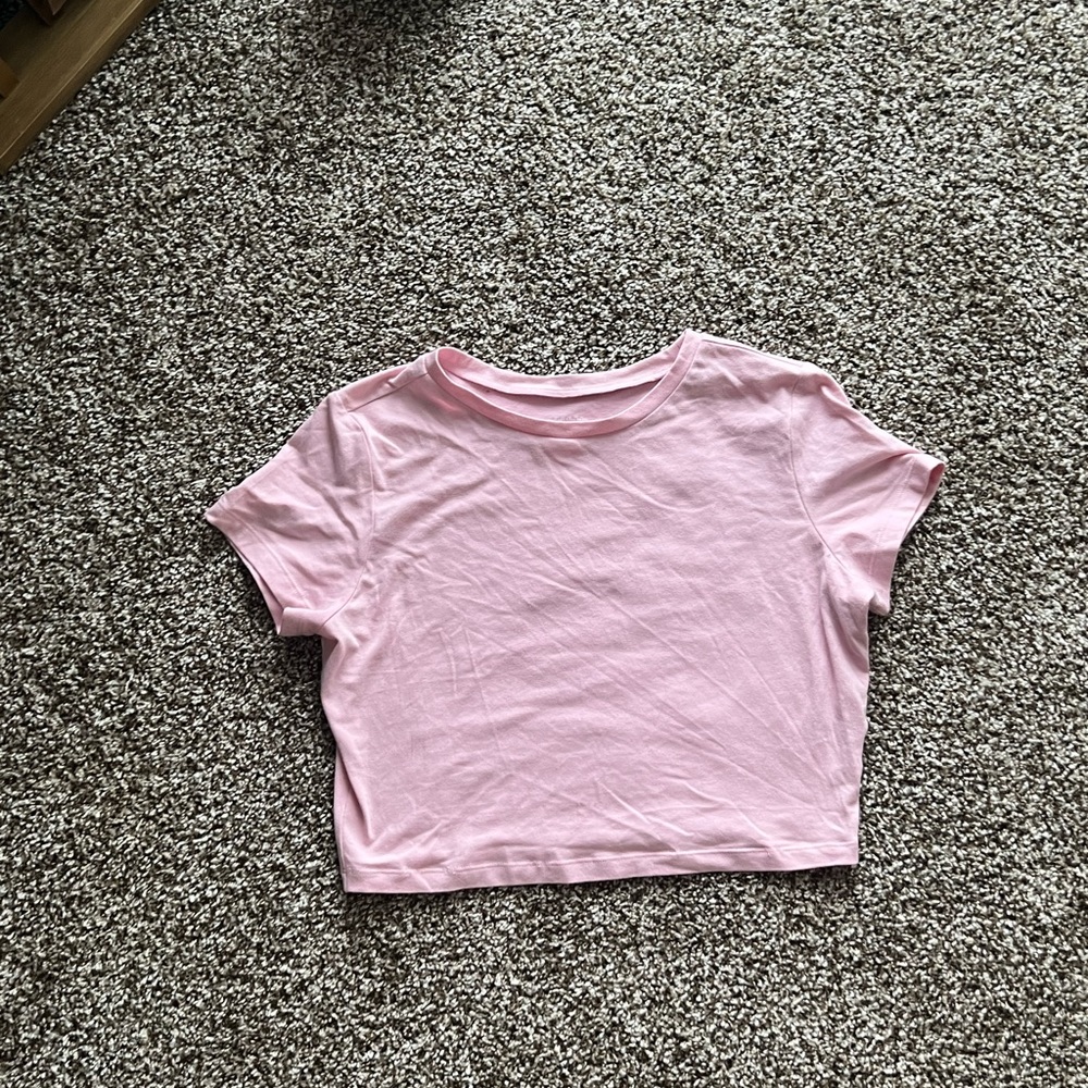 cropped tee